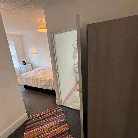 Kinsale Central Rooms * Kinsale